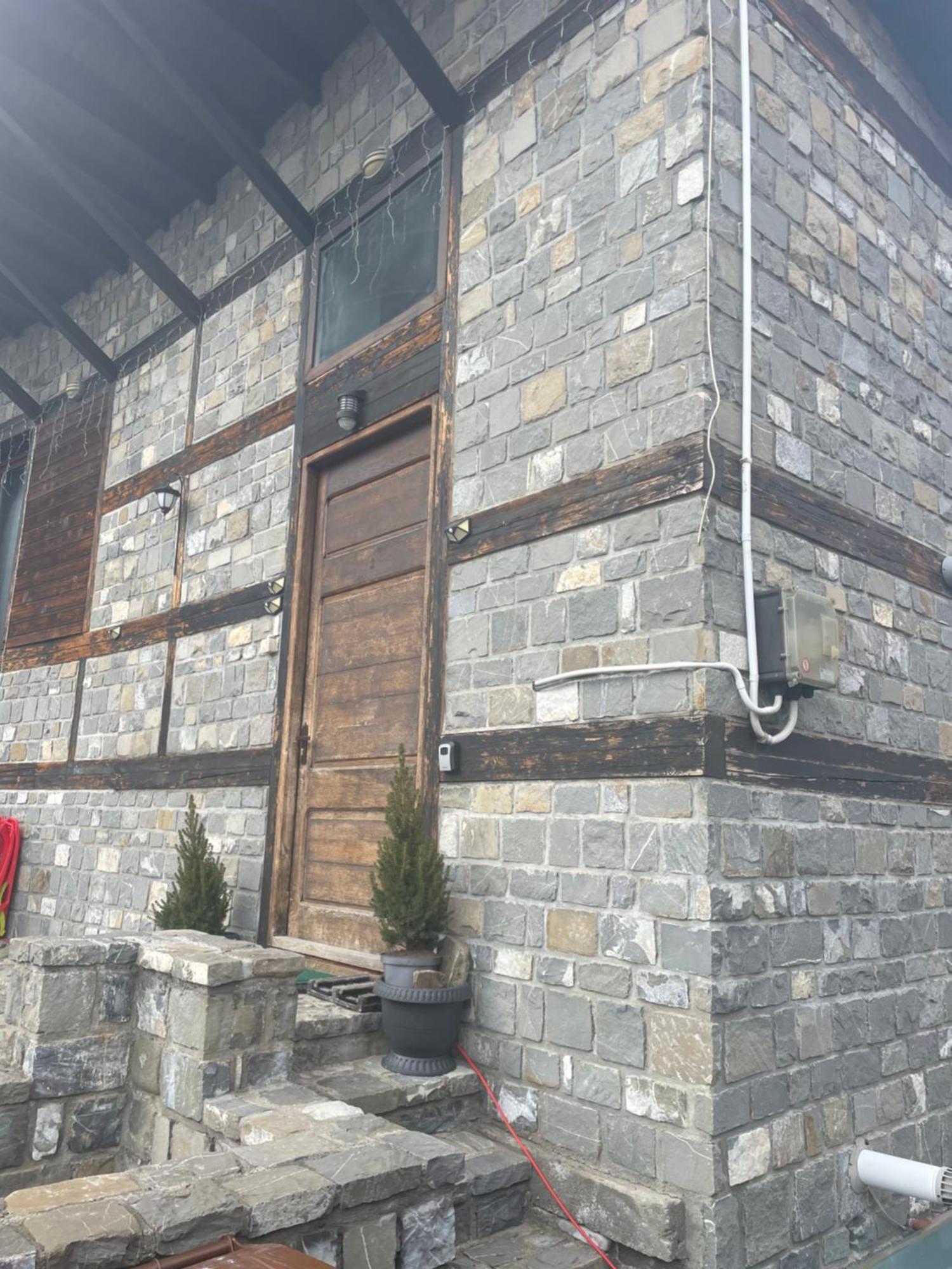Casuta De Piatra Villa บุชเตนี ภายนอก รูปภาพ